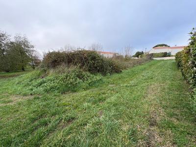 Terrain constructible - 722 m²