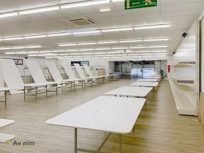 Local commercial - 700 m²