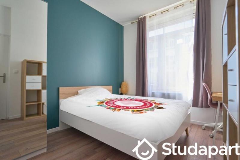 Chambre - 11 m² - 1 pièce