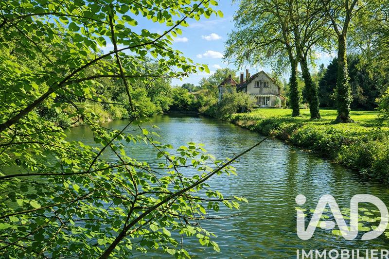 Maison - 311 m² - 8 pièces