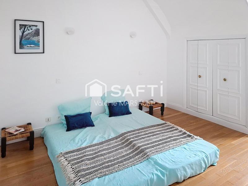 Maison - 271 m² - 8 pièces