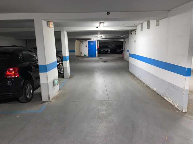 Parking / Garage - 12 m²