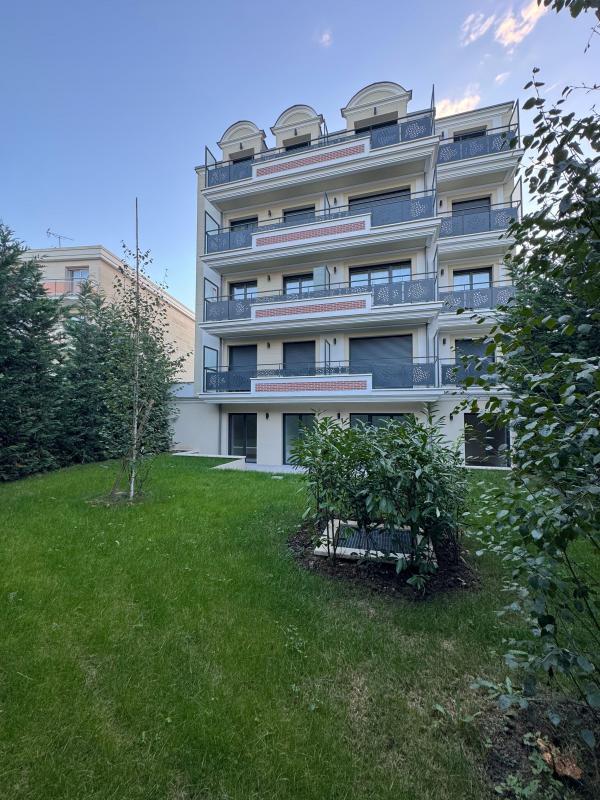 Appartement - 97 m² - 4 pièces