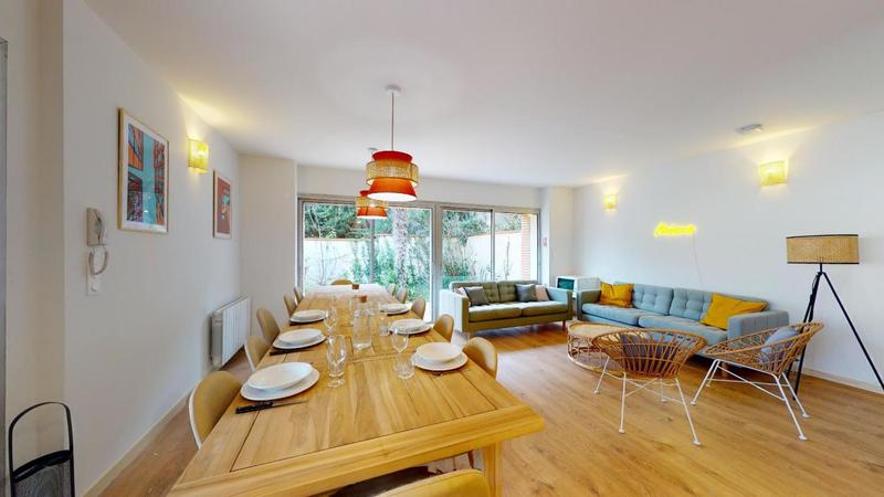 Appartement - 303 m²