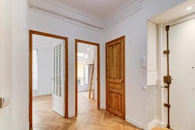 Appartement bourgeois - 37 m² - 2 pièces