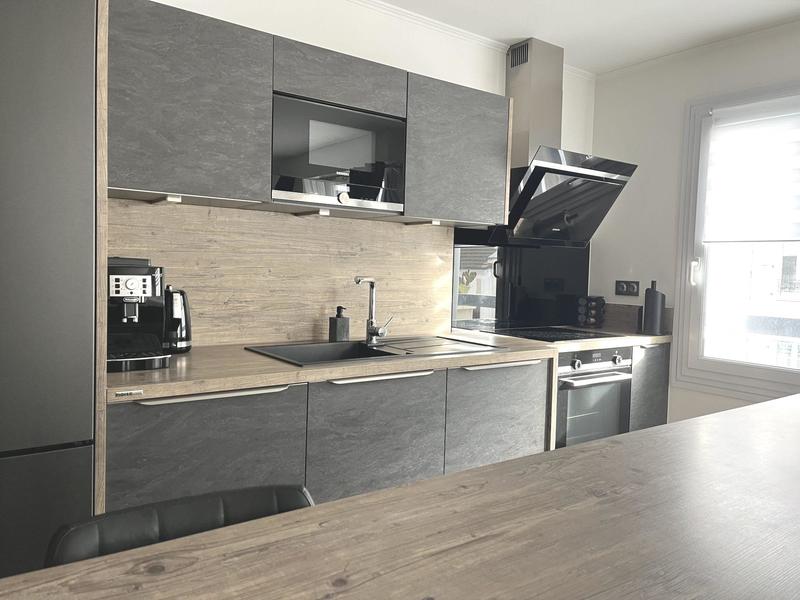 Appartement - 84 m² - 4 pièces