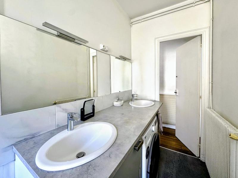 Appartement - 75 m² - 3 pièces