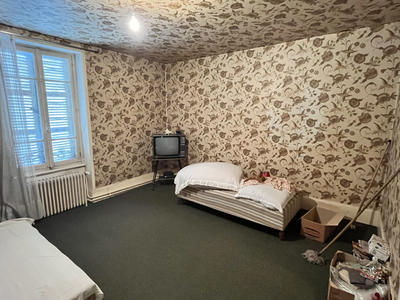 Maison de village - 190 m² - 10 pièces