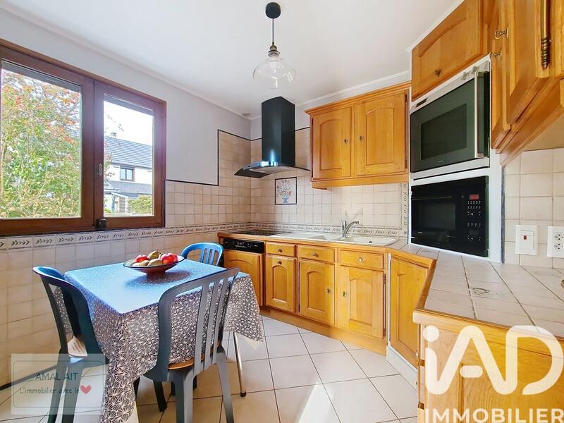 Maison - 82 m² - 5 pièces