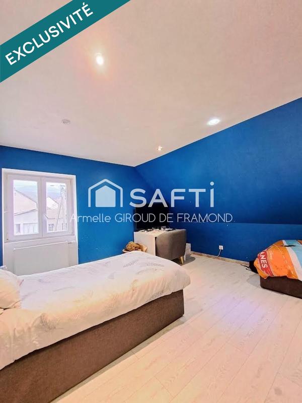 Maison - 177 m² - 8 pièces