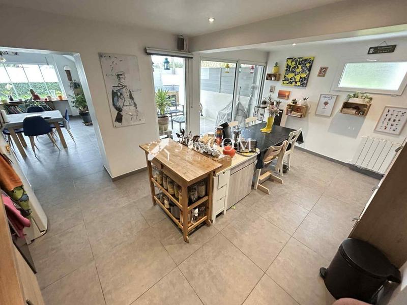 Maison - 103 m² - 6 pièces