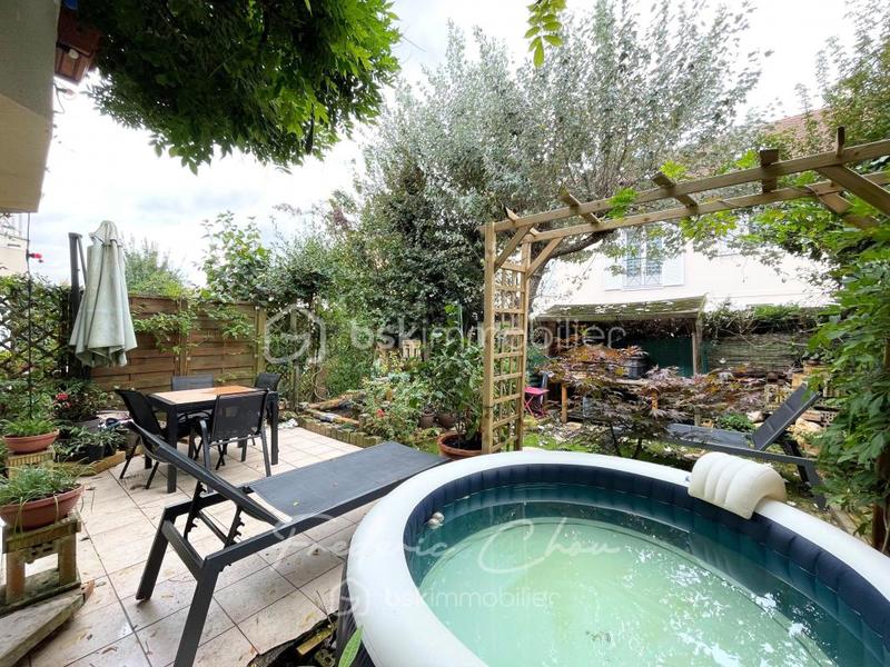 Maison de ville - 134 m² - 6 pièces