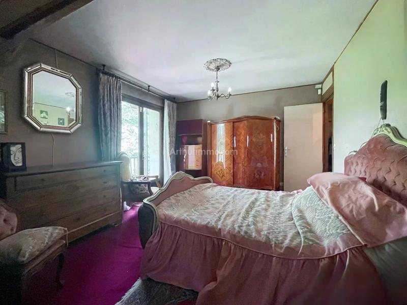 Maison - 200 m² - 8 pièces