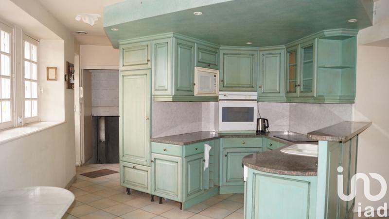 Maison - 236 m² - 8 pièces