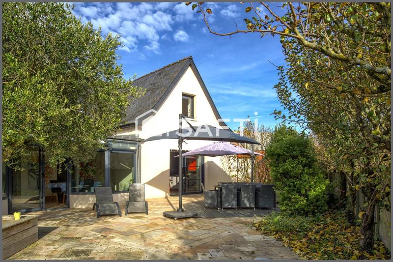 Maison - 264 m² - 7 pièces