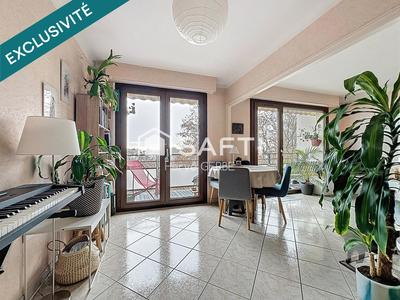 Appartement - 80 m² - 4 pièces