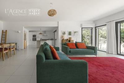 Maison - 166 m² - 5 pièces