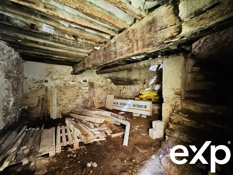 Maison traditionnelle - 251 m² - 5 pièces