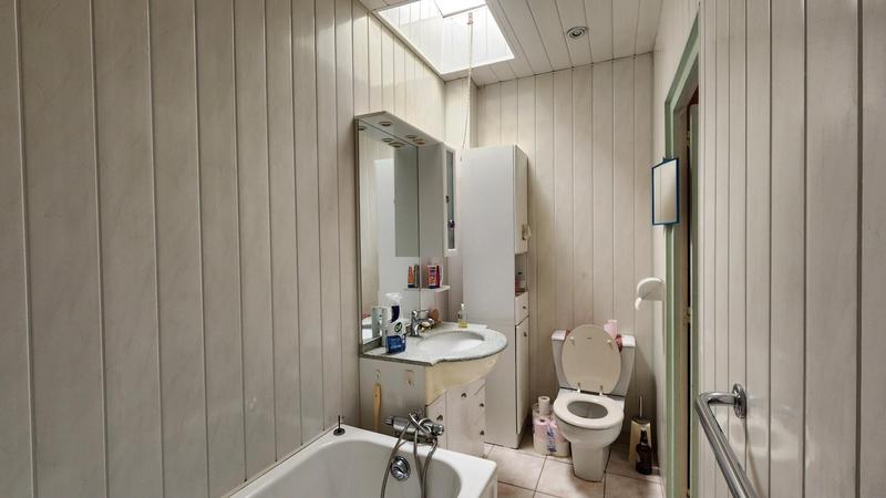 Maison - 312 m² - 12 pièces