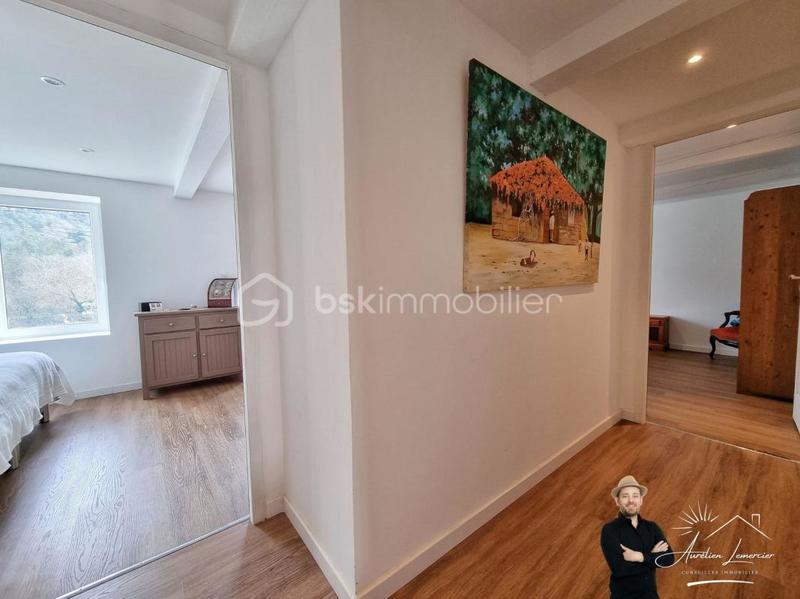 Maison - 135 m² - 4 pièces