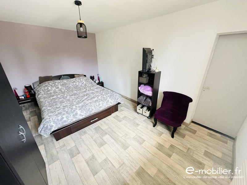 Maison - 190 m² - 8 pièces