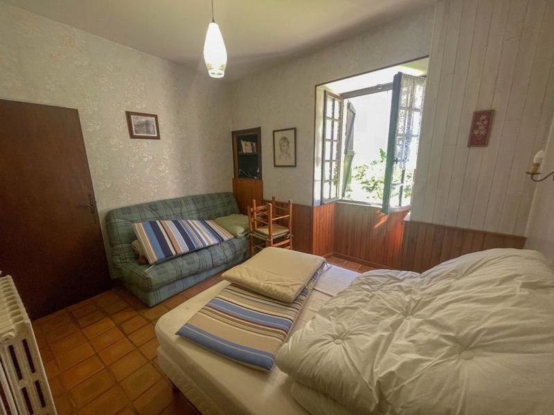 Maison - 224 m² - 12 pièces