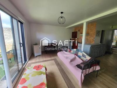 Maison - 111 m² - 5 pièces