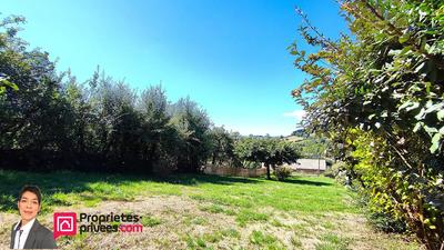 Terrain constructible - 400 m²
