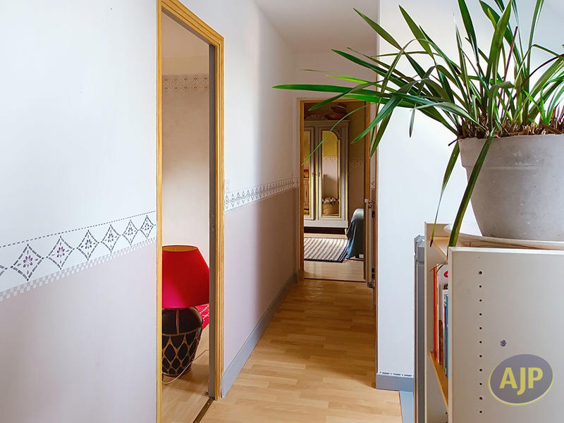 Maison - 173 m² - 7 pièces