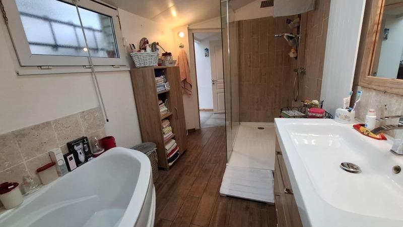 Maison - 123 m² - 6 pièces