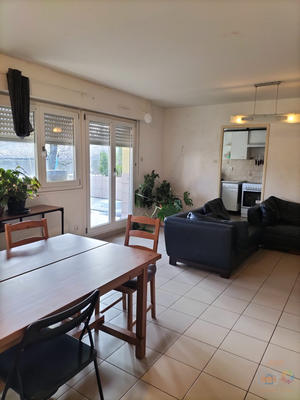 Appartement - 93 m² - 3 pièces