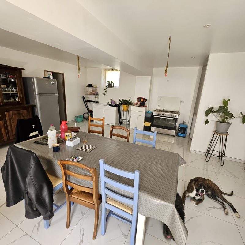 Maison - 140 m² - 8 pièces