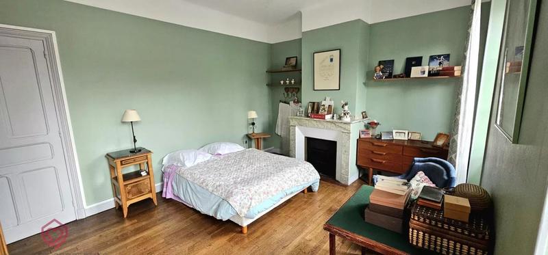 Maison de village - 242 m² - 10 pièces