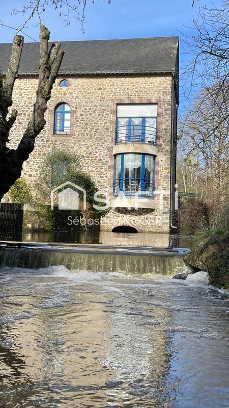 Propriété - 297 m² - 8 pièces