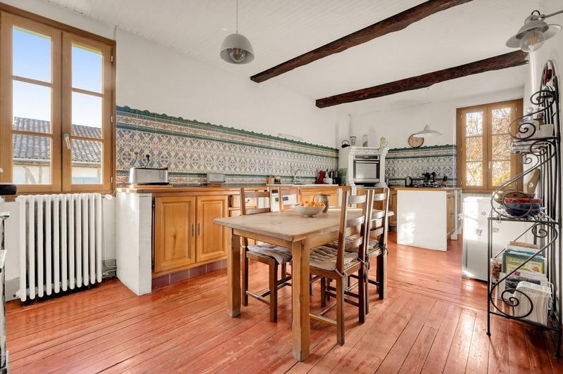 Fonds de commerce - 330 m²