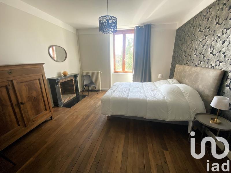 Maison - 185 m² - 8 pièces