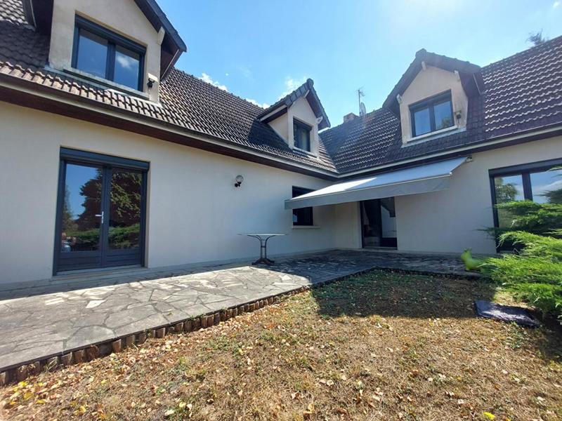 Maison - 187 m² - 7 pièces