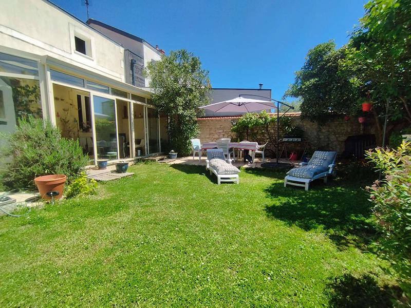 Maison - 152 m² - 6 pièces