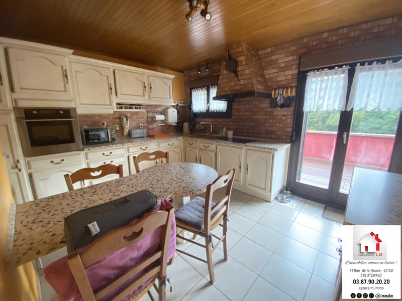 Maison - 94 m² - 5 pièces