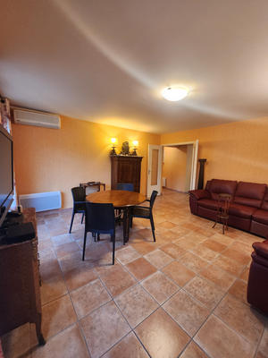 Appartement - 75 m² - 3 pièces