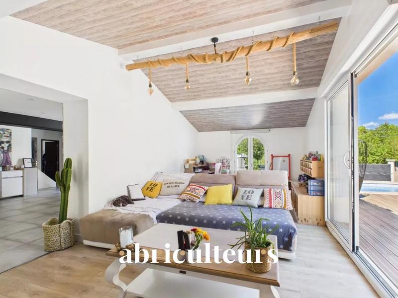 Villa - 150 m² - 6 pièces