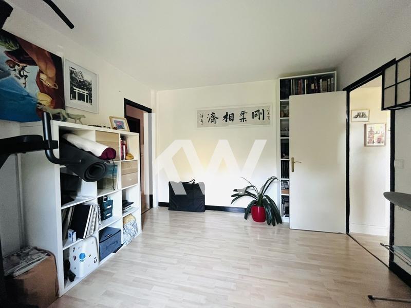 Appartement - 99 m² - 5 pièces