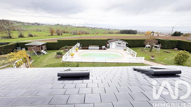 Maison - 179 m² - 6 pièces