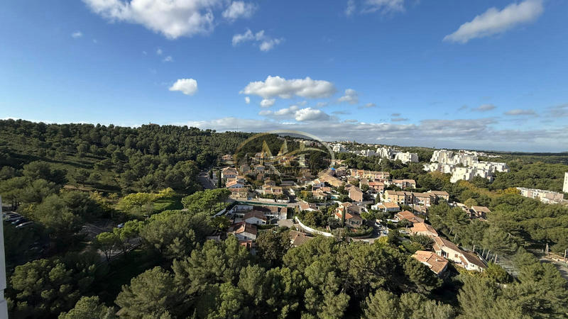 Appartement - 85 m² - 4 pièces