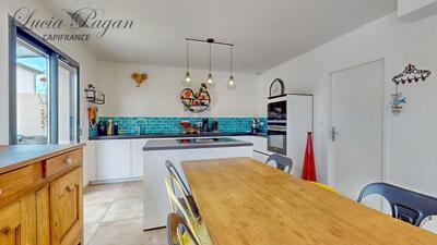 Maison - 90 m² - 4 pièces