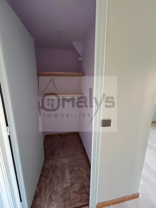 Maison - 180 m² - 7 pièces