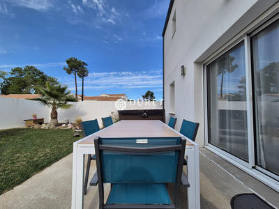 Maison contemporaine - 90 m² - 4 pièces