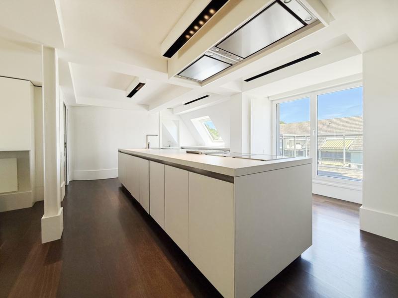 Appartement - 272 m² - 6 pièces