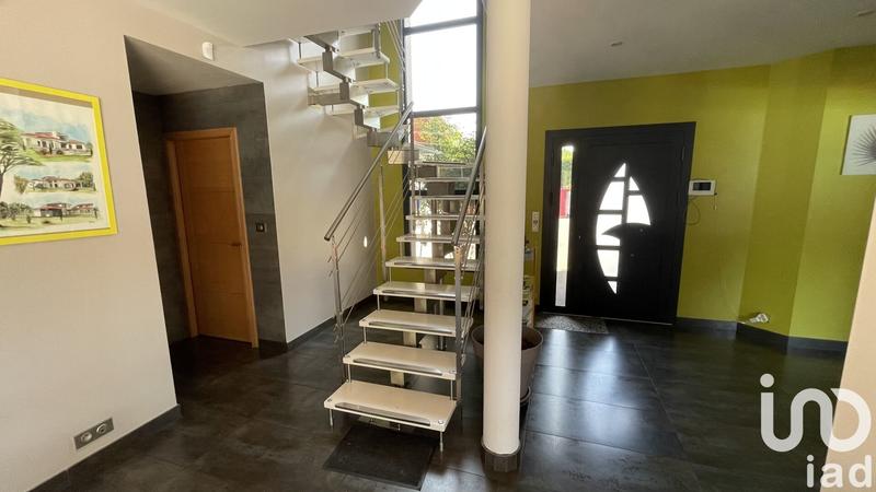 Maison de maîtres - 260 m² - 7 pièces