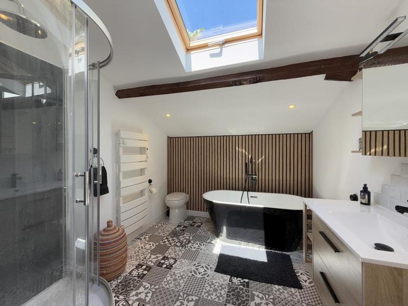 Maison - 161 m² - 6 pièces